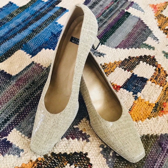 Stuart Weitzman cream and Ivory Square Heels - Picture 6 of 6